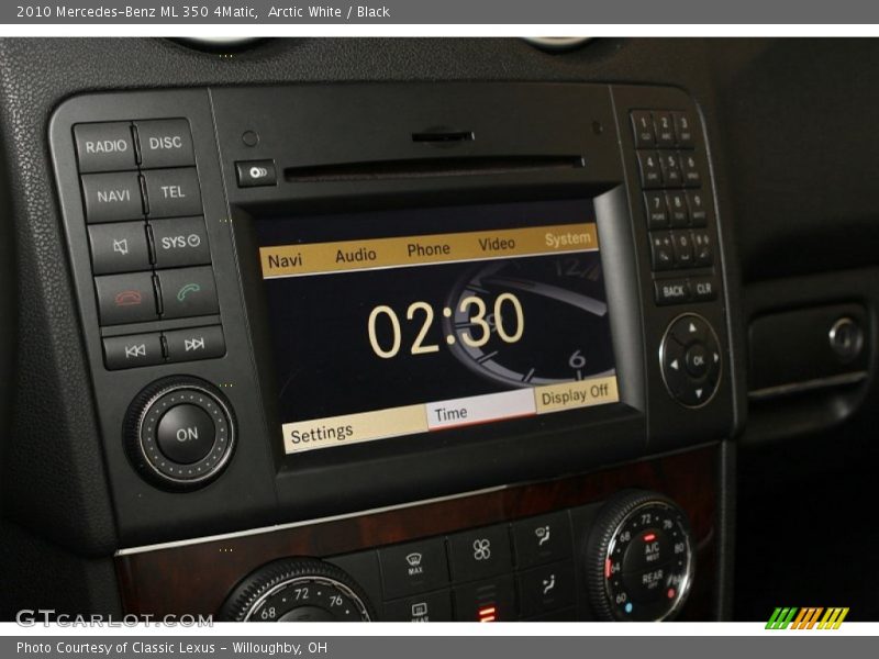 Arctic White / Black 2010 Mercedes-Benz ML 350 4Matic