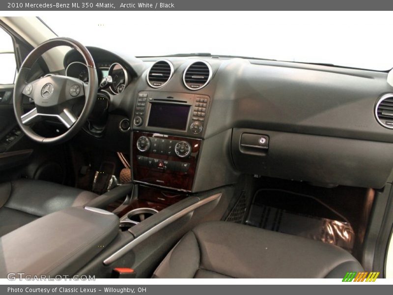 Arctic White / Black 2010 Mercedes-Benz ML 350 4Matic