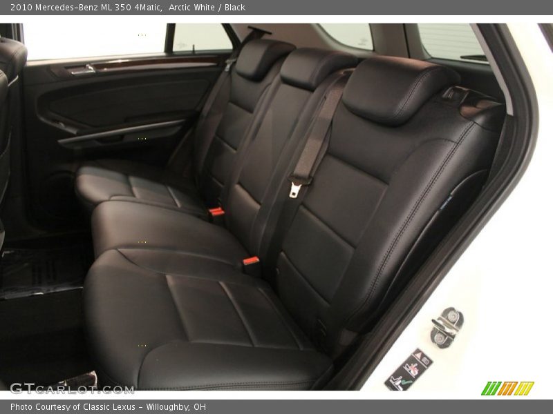 Arctic White / Black 2010 Mercedes-Benz ML 350 4Matic