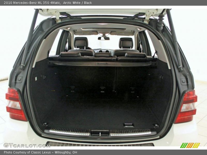 Arctic White / Black 2010 Mercedes-Benz ML 350 4Matic