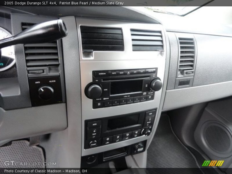 Controls of 2005 Durango SLT 4x4
