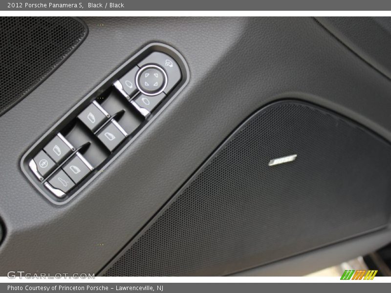 Black / Black 2012 Porsche Panamera S