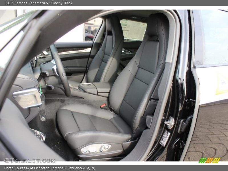 Black / Black 2012 Porsche Panamera S