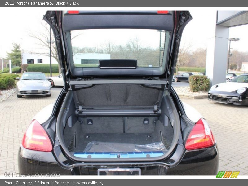 Black / Black 2012 Porsche Panamera S