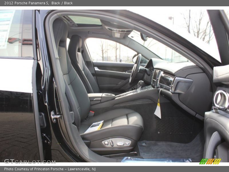 Black / Black 2012 Porsche Panamera S