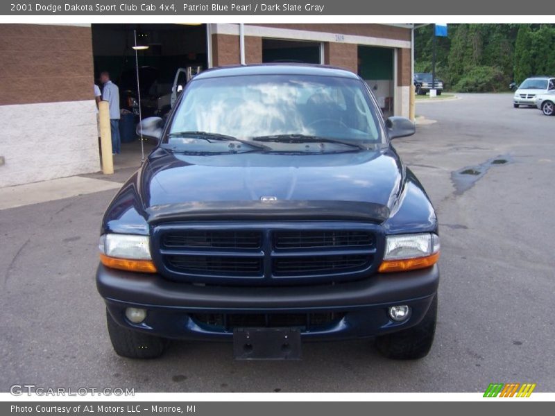 Patriot Blue Pearl / Dark Slate Gray 2001 Dodge Dakota Sport Club Cab 4x4