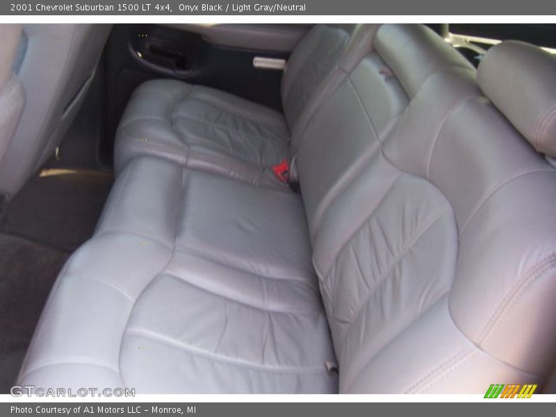 Onyx Black / Light Gray/Neutral 2001 Chevrolet Suburban 1500 LT 4x4