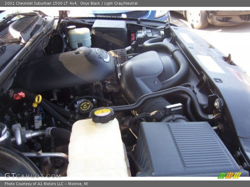 Onyx Black / Light Gray/Neutral 2001 Chevrolet Suburban 1500 LT 4x4