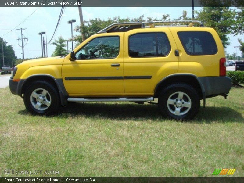 Solar Yellow / Gray 2004 Nissan Xterra SE
