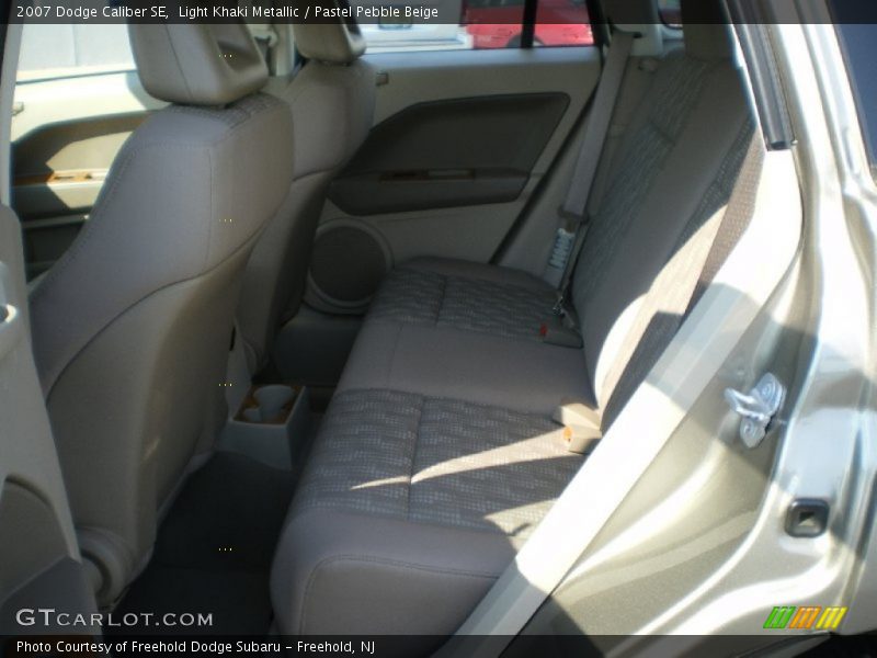 Light Khaki Metallic / Pastel Pebble Beige 2007 Dodge Caliber SE