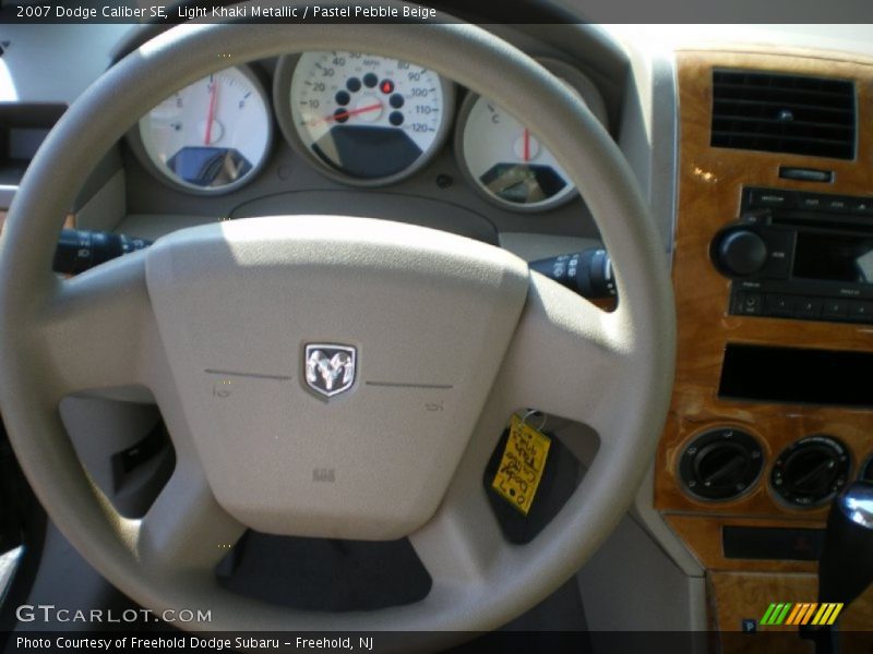 Light Khaki Metallic / Pastel Pebble Beige 2007 Dodge Caliber SE