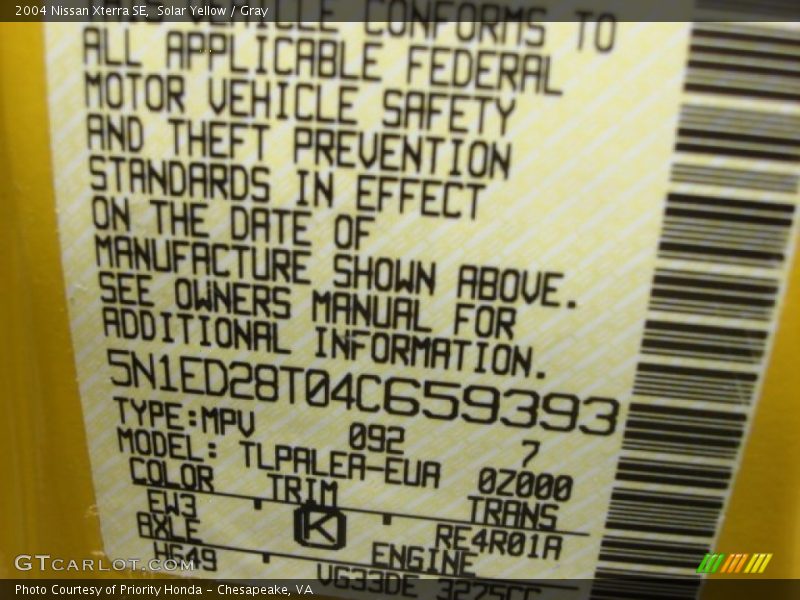 Solar Yellow / Gray 2004 Nissan Xterra SE
