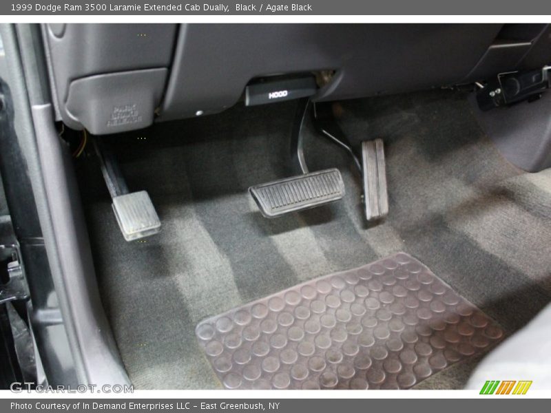 Black / Agate Black 1999 Dodge Ram 3500 Laramie Extended Cab Dually