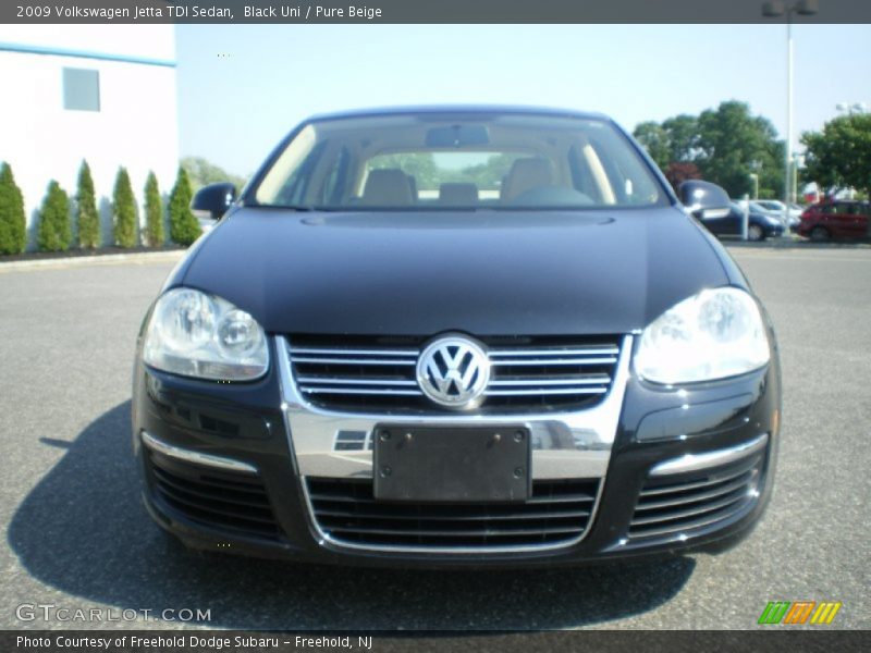 Black Uni / Pure Beige 2009 Volkswagen Jetta TDI Sedan
