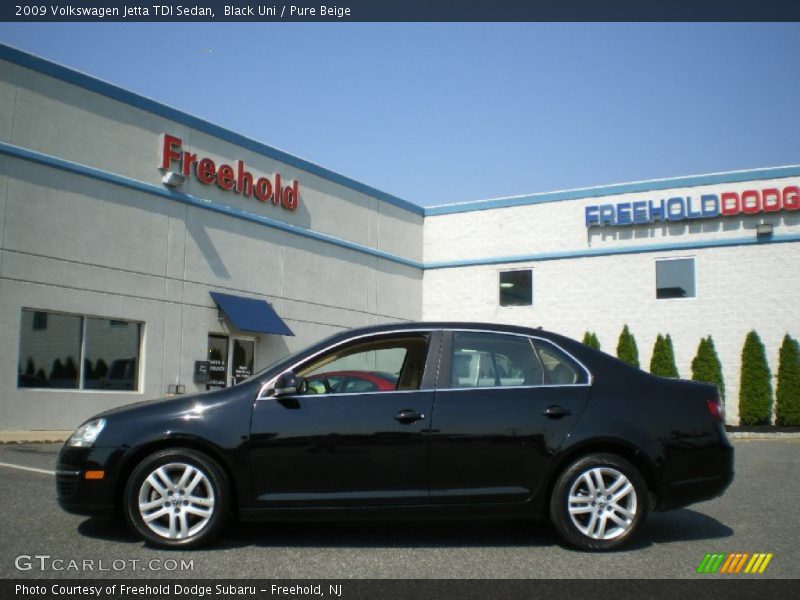 Black Uni / Pure Beige 2009 Volkswagen Jetta TDI Sedan