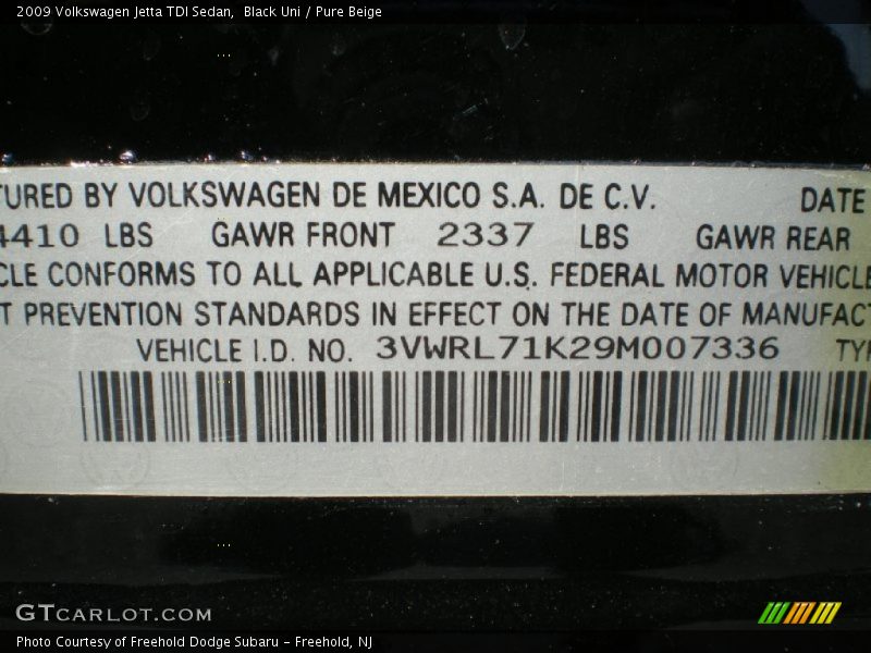 Black Uni / Pure Beige 2009 Volkswagen Jetta TDI Sedan