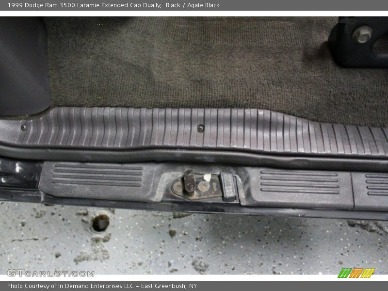 Black / Agate Black 1999 Dodge Ram 3500 Laramie Extended Cab Dually