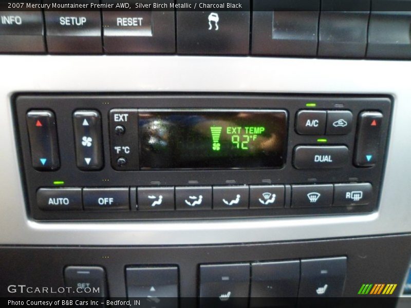 Silver Birch Metallic / Charcoal Black 2007 Mercury Mountaineer Premier AWD