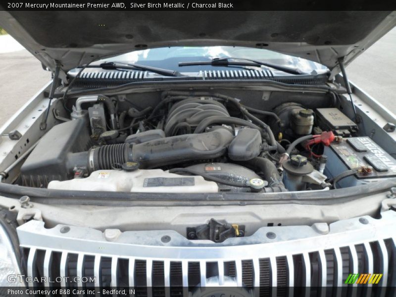 Silver Birch Metallic / Charcoal Black 2007 Mercury Mountaineer Premier AWD