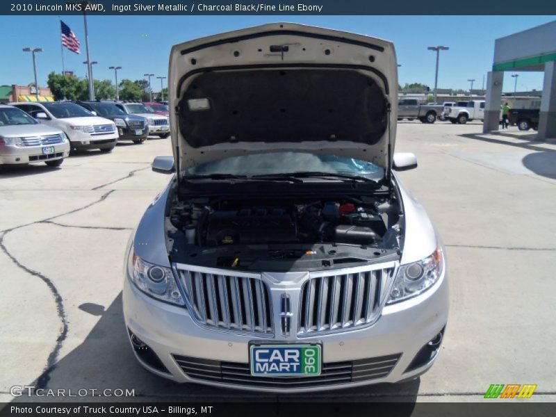 Ingot Silver Metallic / Charcoal Black/Fine Line Ebony 2010 Lincoln MKS AWD