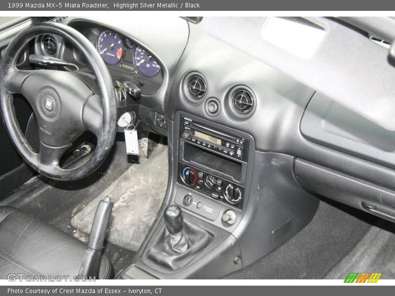 Highlight Silver Metallic / Black 1999 Mazda MX-5 Miata Roadster
