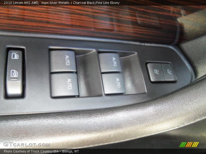 Ingot Silver Metallic / Charcoal Black/Fine Line Ebony 2010 Lincoln MKS AWD