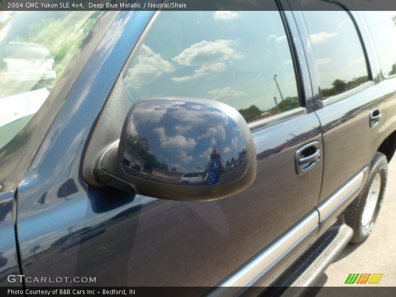 Deep Blue Metallic / Neutral/Shale 2004 GMC Yukon SLE 4x4