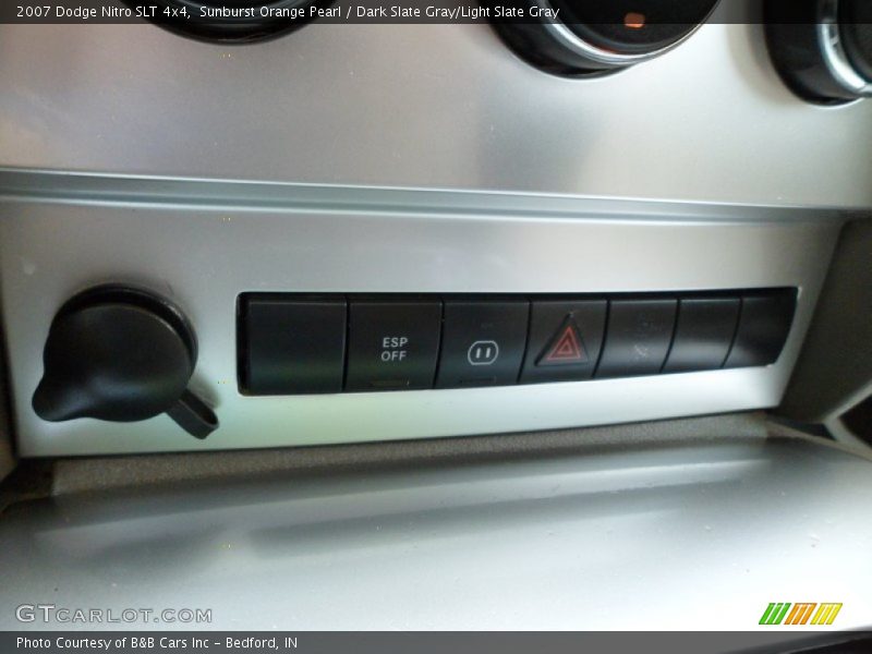 Sunburst Orange Pearl / Dark Slate Gray/Light Slate Gray 2007 Dodge Nitro SLT 4x4