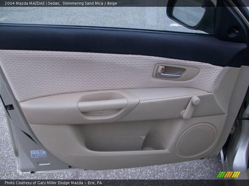 Shimmering Sand Mica / Beige 2004 Mazda MAZDA3 i Sedan