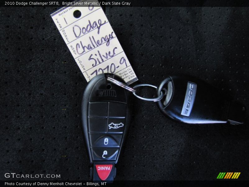 Keys of 2010 Challenger SRT8