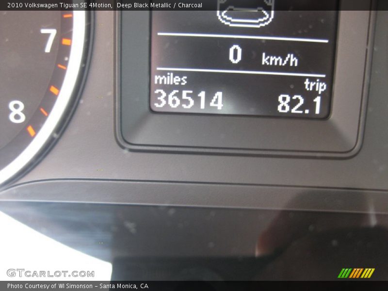 Deep Black Metallic / Charcoal 2010 Volkswagen Tiguan SE 4Motion
