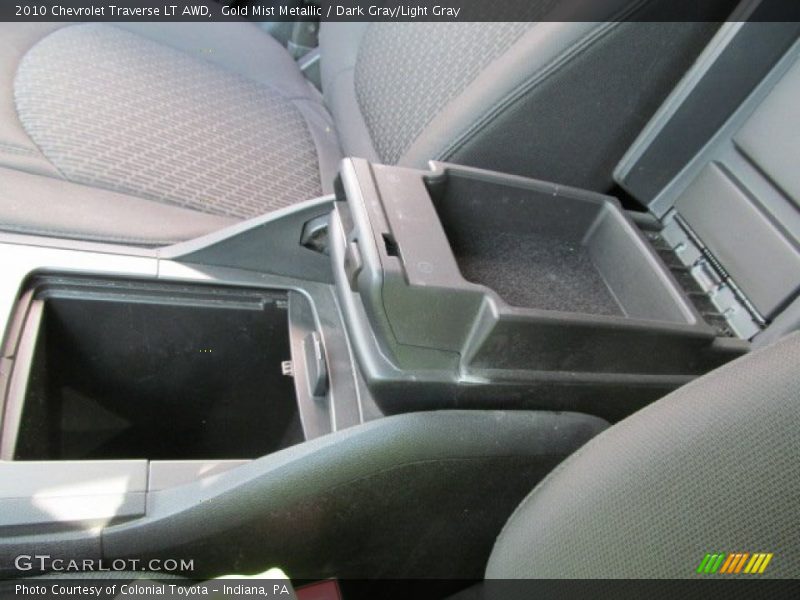 Gold Mist Metallic / Dark Gray/Light Gray 2010 Chevrolet Traverse LT AWD