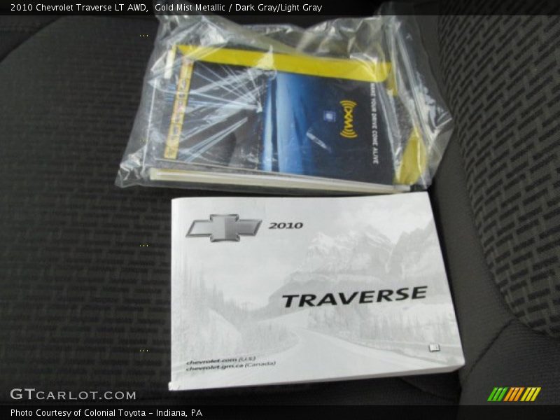 Gold Mist Metallic / Dark Gray/Light Gray 2010 Chevrolet Traverse LT AWD
