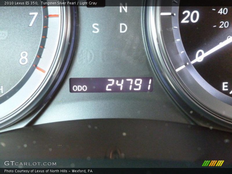 Tungsten Silver Pearl / Light Gray 2010 Lexus ES 350
