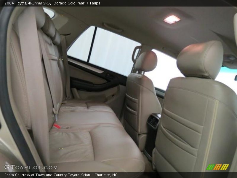 Dorado Gold Pearl / Taupe 2004 Toyota 4Runner SR5