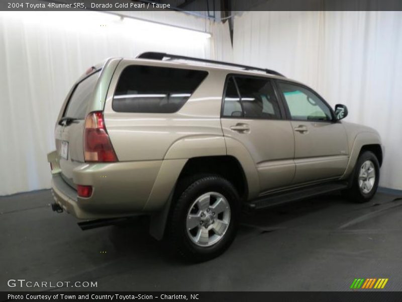 Dorado Gold Pearl / Taupe 2004 Toyota 4Runner SR5