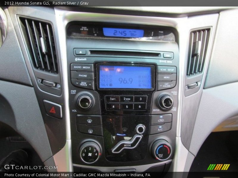 Radiant Silver / Gray 2012 Hyundai Sonata GLS