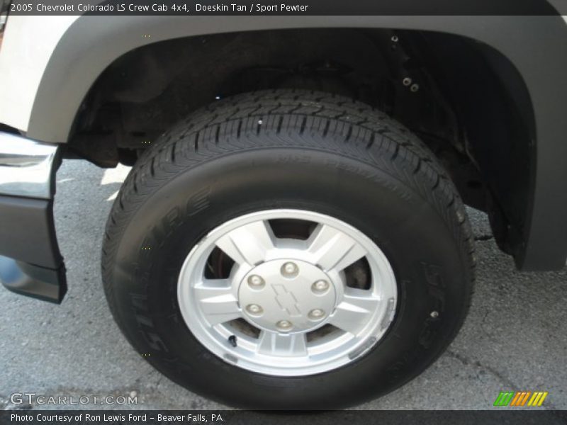 Doeskin Tan / Sport Pewter 2005 Chevrolet Colorado LS Crew Cab 4x4
