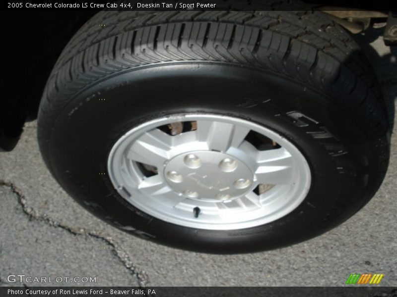 Doeskin Tan / Sport Pewter 2005 Chevrolet Colorado LS Crew Cab 4x4