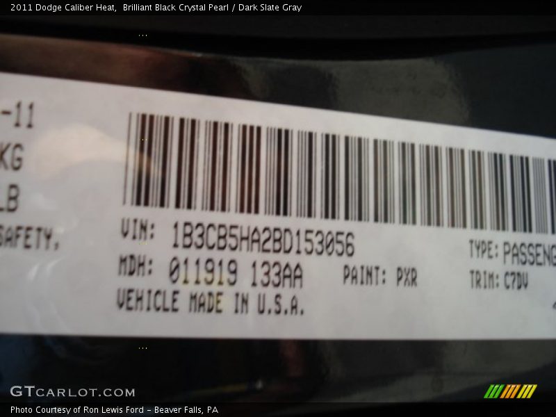 Brilliant Black Crystal Pearl / Dark Slate Gray 2011 Dodge Caliber Heat