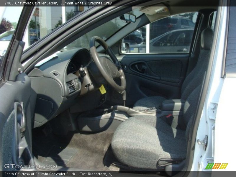 Summit White / Graphite Gray 2005 Chevrolet Cavalier Sedan
