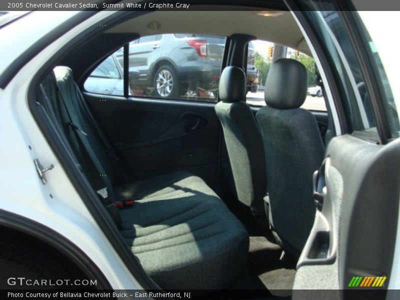Summit White / Graphite Gray 2005 Chevrolet Cavalier Sedan