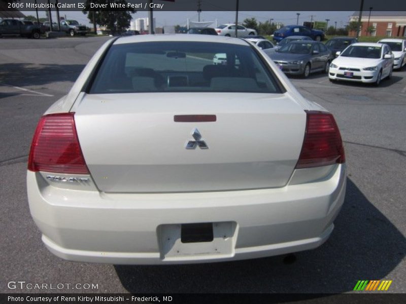 Dover White Pearl / Gray 2006 Mitsubishi Galant ES
