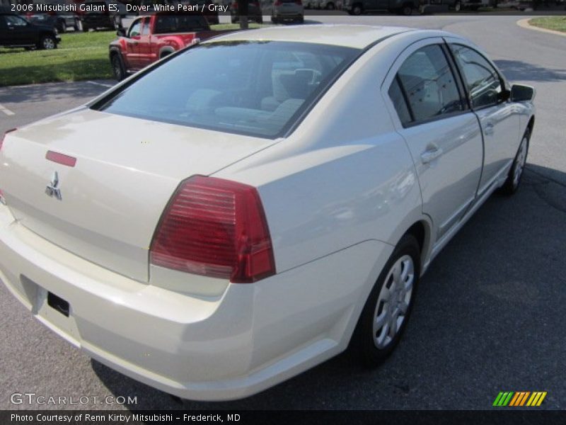 Dover White Pearl / Gray 2006 Mitsubishi Galant ES