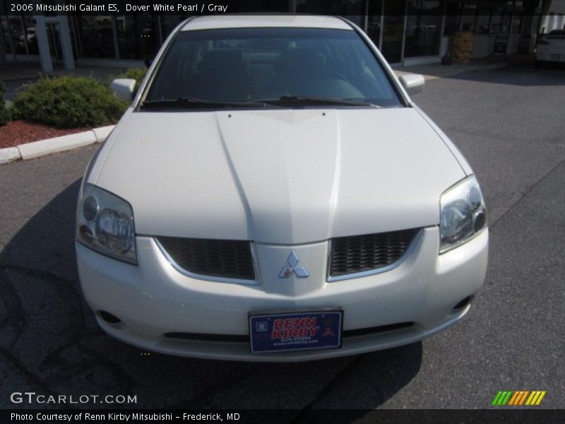 Dover White Pearl / Gray 2006 Mitsubishi Galant ES
