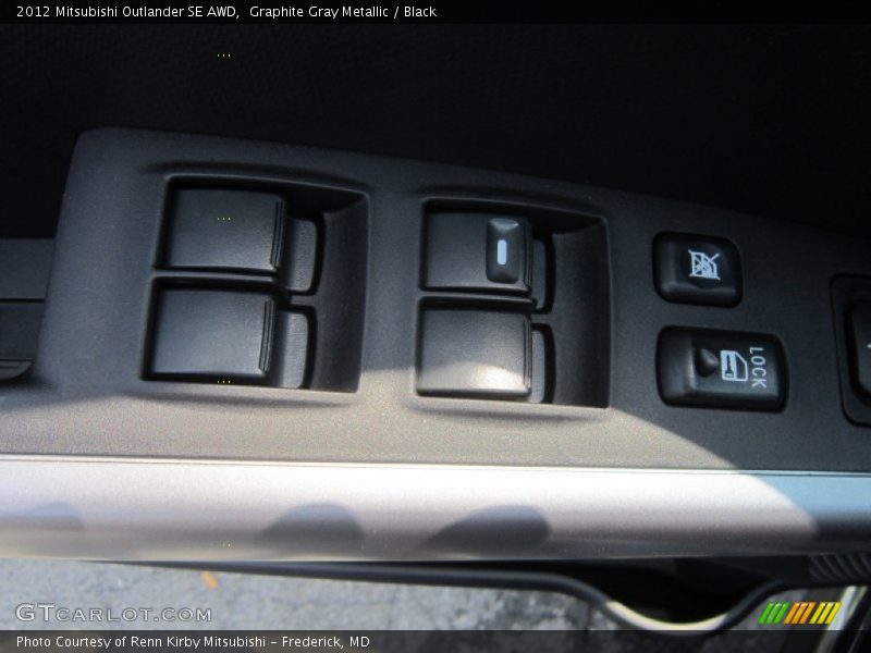 Graphite Gray Metallic / Black 2012 Mitsubishi Outlander SE AWD