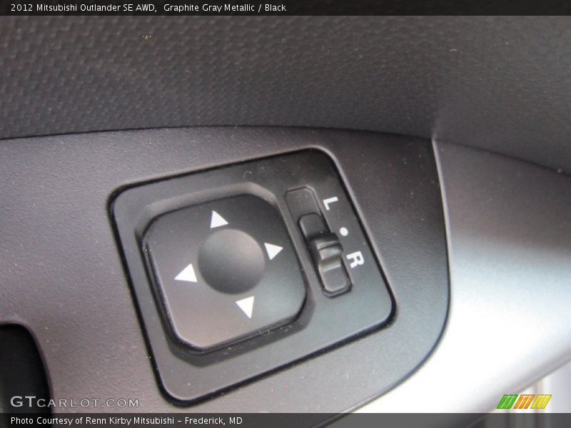 Graphite Gray Metallic / Black 2012 Mitsubishi Outlander SE AWD