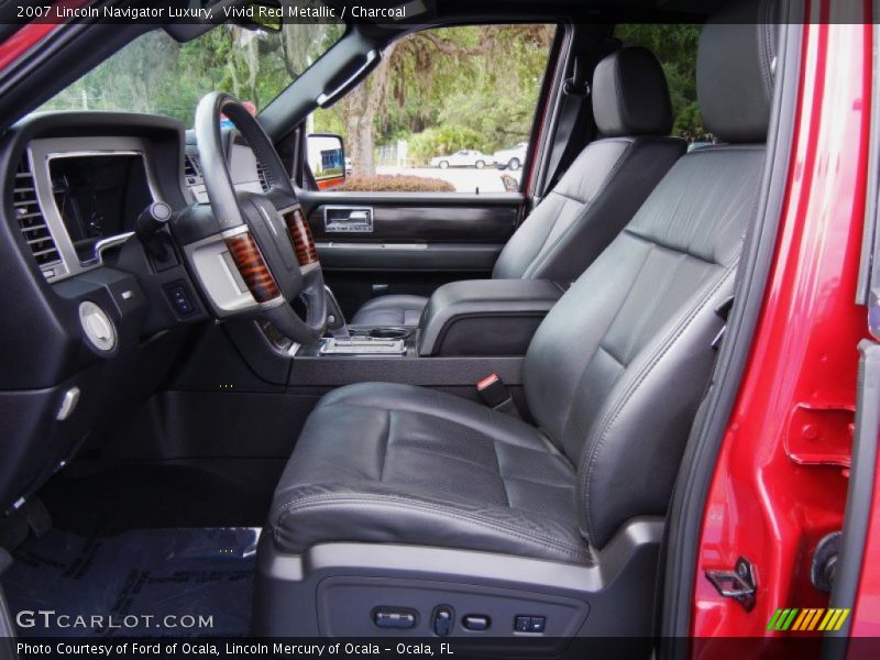 Vivid Red Metallic / Charcoal 2007 Lincoln Navigator Luxury