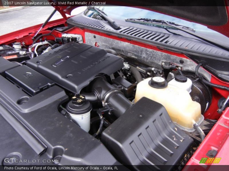 Vivid Red Metallic / Charcoal 2007 Lincoln Navigator Luxury