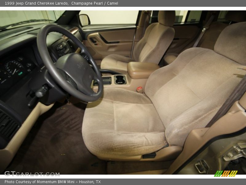 Champagne Pearl / Camel 1999 Jeep Grand Cherokee Laredo